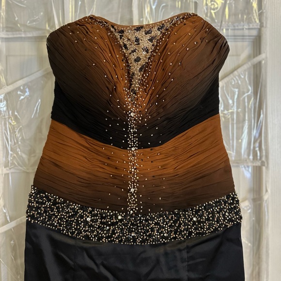 Leopard evening gown - Picture 2 of 8